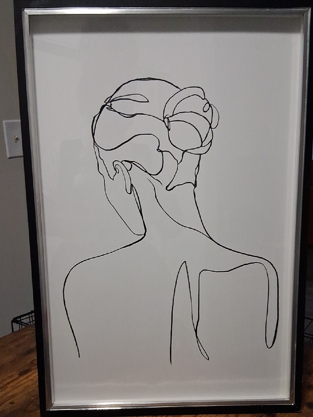 Minimal Line Art Woman Back Framed Print - Black